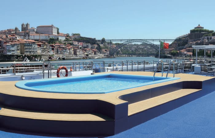 Saga River Cruises Douro Queen Exterior 0.jpg